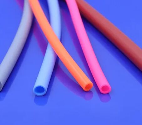 Καλή τιμή Φ5.0mm Σιλικόνιο καουτσούκ μανδύα ανθεκτικό στη θερμότητα μανδύα μονωτική προστασία για οικιακές συσκευές σε απευθείας σύνδεση